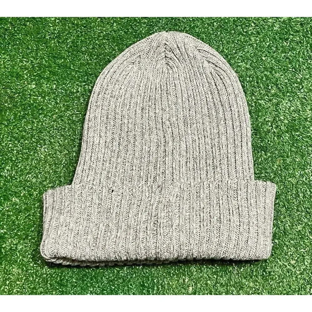 Adidas Beanie Women OS Gray Ribbed Knit Cuffed Logo Patch Hat‎ Neutral Outdoor